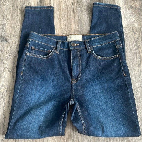 Free People High Rise Skinny Jeans, 61855-16515125, distressed, size 28 - Picture 1 of 9